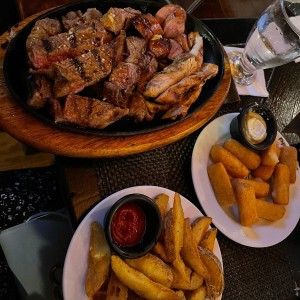 PARRILLADA PANAMA BEEF (para 4 personas)