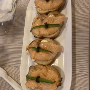 Bruschetta de Salmon Ahumado