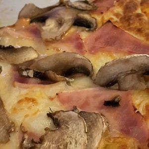 Pizzas - Jamon y hongos