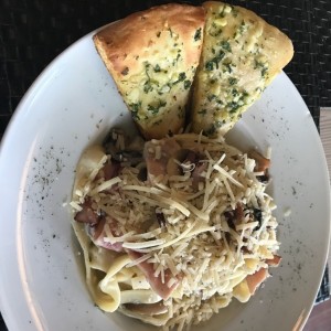 Pasta Alfredo