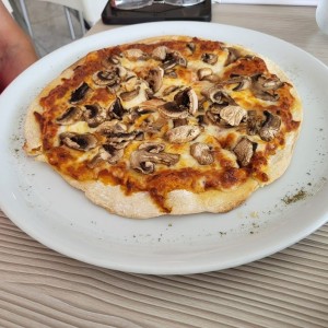 Pizza de hongos