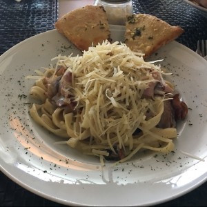 fettuccine alfredo