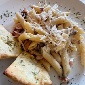 Penne Alfredo