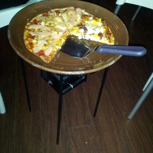 Pizza calientita en todo momento!!