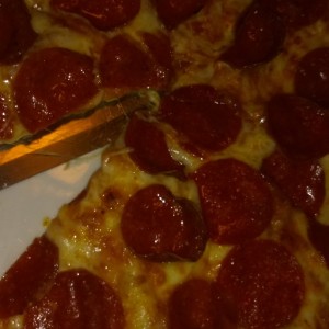 Pizza tradicional - Lost pepperoni