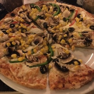 pizza veggie