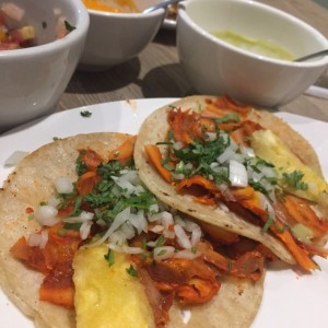 Tacos al pastor