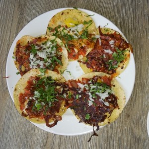 Taco al pastor (con queso)