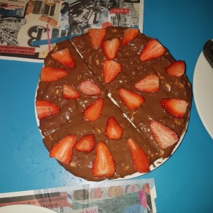 Pizza de fresas y nutella 