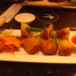 Entradas Calientes - Spring rolls