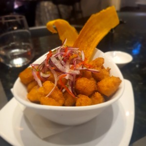 Ceviche Frito de Corvina