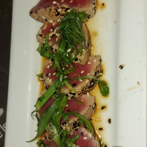 Entradas - Tuna Tataki