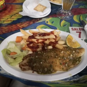 Pescado al Ajillo