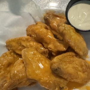 ORIGINAL HOOTERS STYLE WINGS