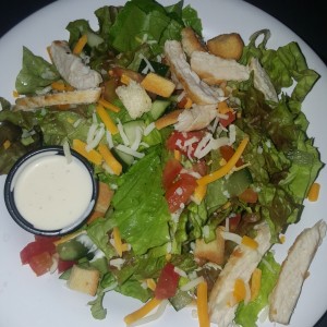 ensalada Cesar con pollo