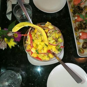 ceviche de aguacate y mango