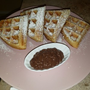 waffles con nutela