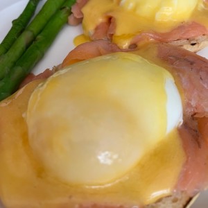 benedictinos con salmon 