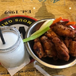 wings y margaritas 