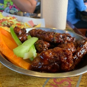 BBQ WINGS