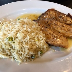 Pescado con Arroz