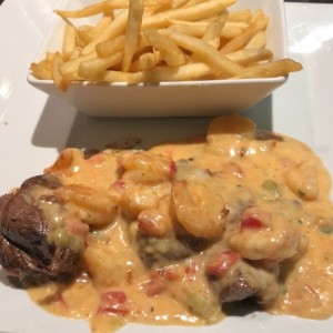 Steak y Fondue de Camarones