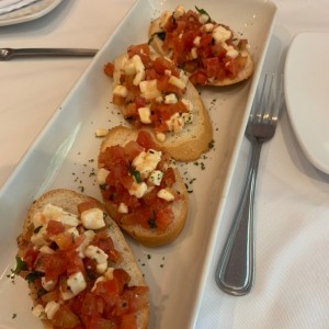 Bruschetta de Tomate y Mozarella