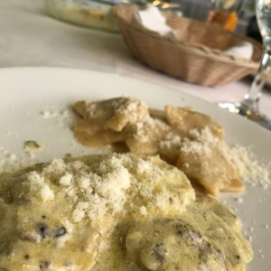 Agnolotti de pato. 