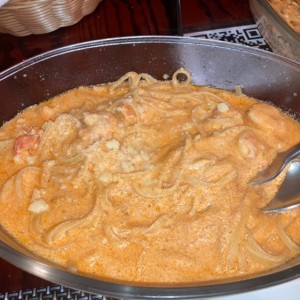 linguini con camarones