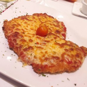 Milanesa de Pollo a la Parmigiana