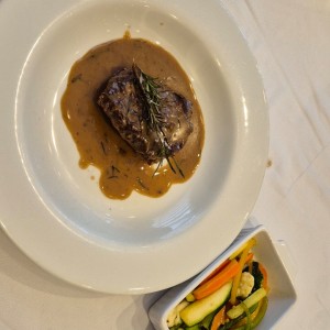 Filete de Novillo al Romero y Mantequilla