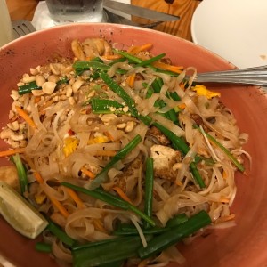 Pai Thai de pollo