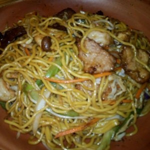 Lo Mein mixto 