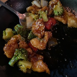 Pollo - Sesame Chicken