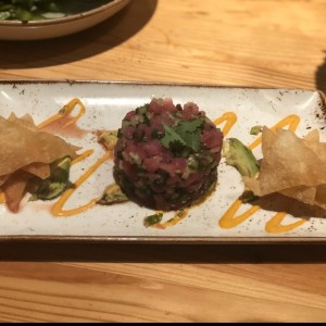 Tuna tartar