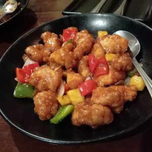 Platos Fuertes - Sweet & Sour Chicken