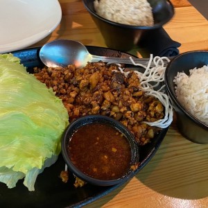 Entradas - Chang's Lettuce Wraps