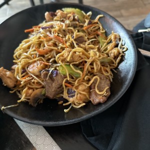 Lo Mein