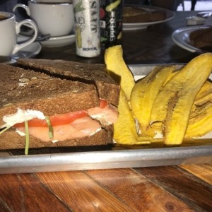 Sandwich de salmon, bueno