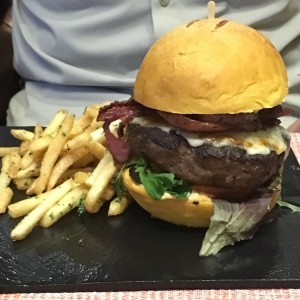 La Bomchinchosa - Burger Week