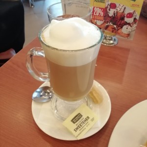 rico capuchino y grande