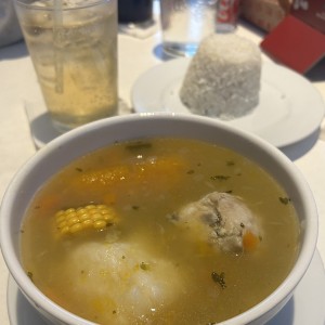 Sancocho Panameño con Arroz
