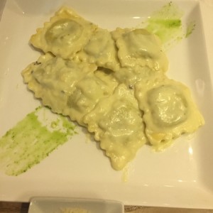 ravioli en salsa 4 quesos