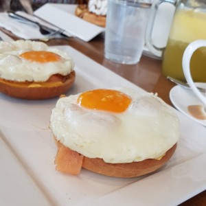 huevos benedictinos