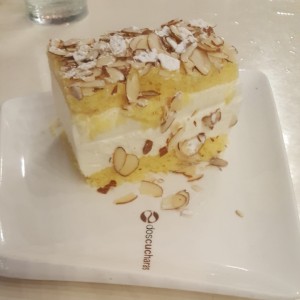 pastel de queso con almendras