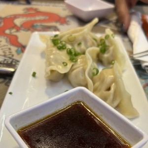 Tentadoras Entradas - Gyozas Mixtas