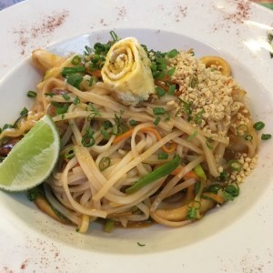 Pad thai de mariscos