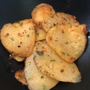 papas salteadas