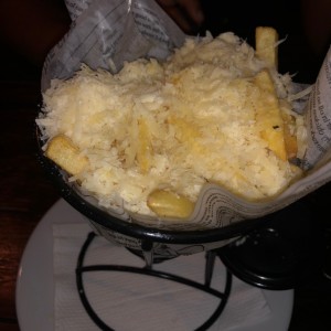 papas con queso y trufa 