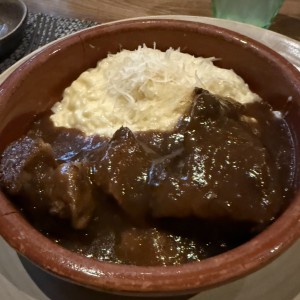 Short Ribs, salsa de Malta y Risotto Parmesano